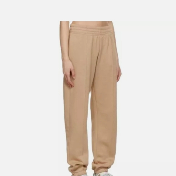 Nike loose Fit Mid Rise Jogger - Picture 2 of 4